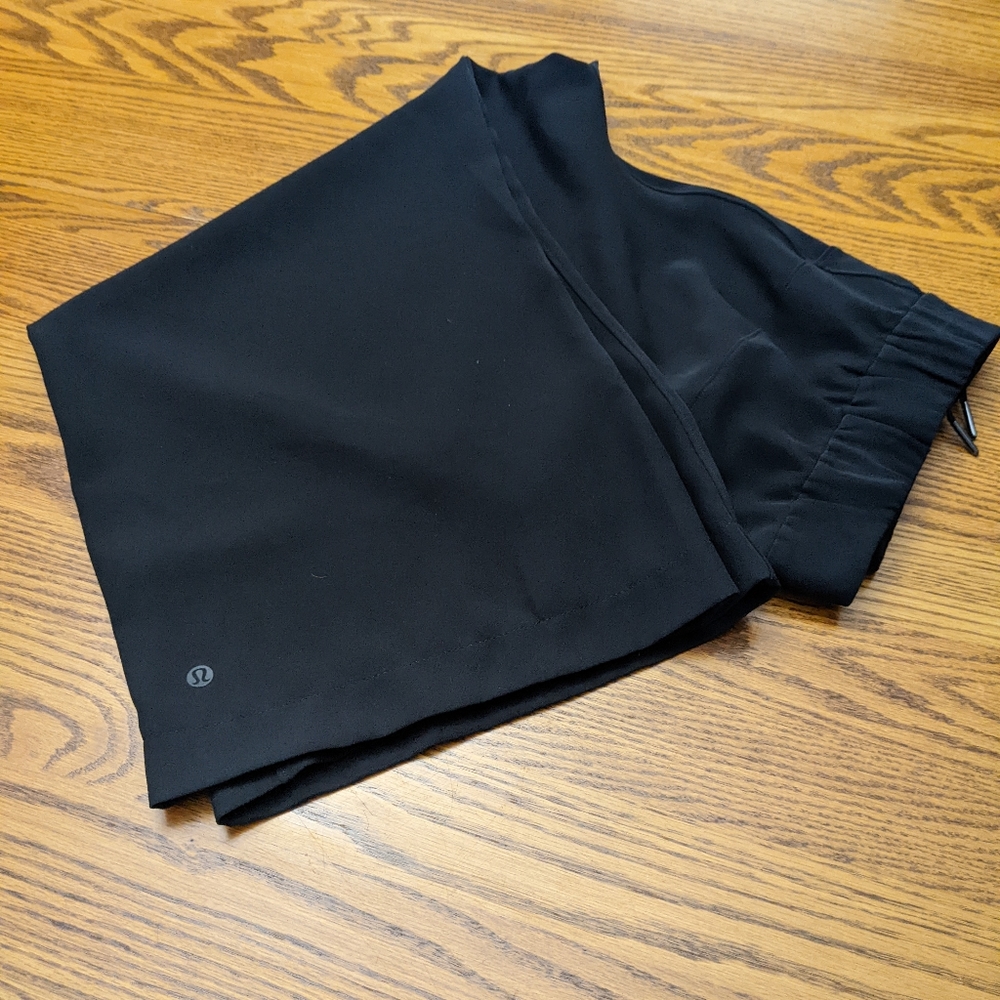 Lululemon On the Fly Stretch Woven  Wide Leg Pant
